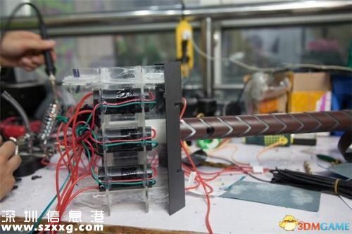 理工男自制雷神錘 揭秘：雷神錘子是用什么材料制造的？