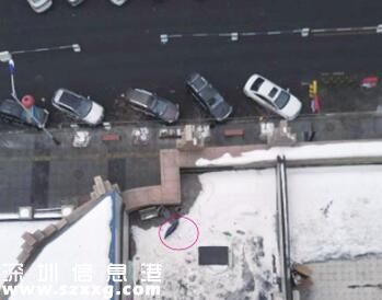 女孩撐傘從11樓跳下 模仿動(dòng)畫片撐傘跳動(dòng)作一躍而下