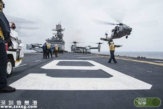 真會玩！美軍乘軍艦東海上打高爾夫(組圖)