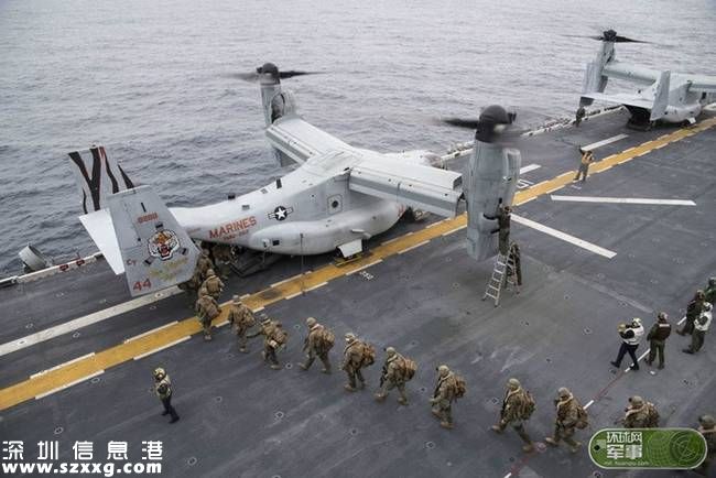 真會玩！美軍乘軍艦東海上打高爾夫(組圖)