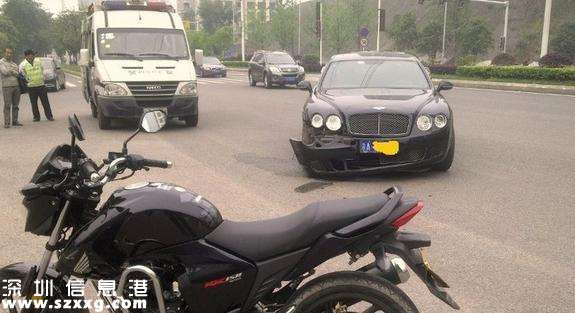 賓利被摩托車撞上 賓利車主:只要人沒事就好(圖)