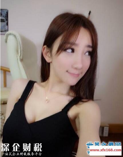 斗魚mini近期私房照公開，胸部傲人身材好到爆炸()