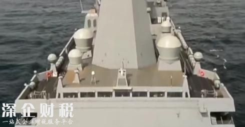 055型驅(qū)逐艦下水