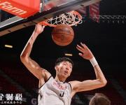 周琦4分3板獻暴扣+大帽 火箭負掘金無緣十六強